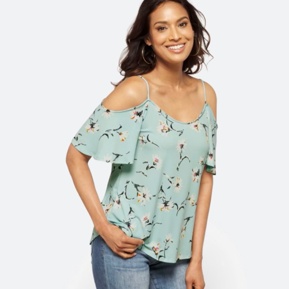 NWT Kaleigh Valette Back Detail Cold Shoulder Light Blue Floral Top Stichfix